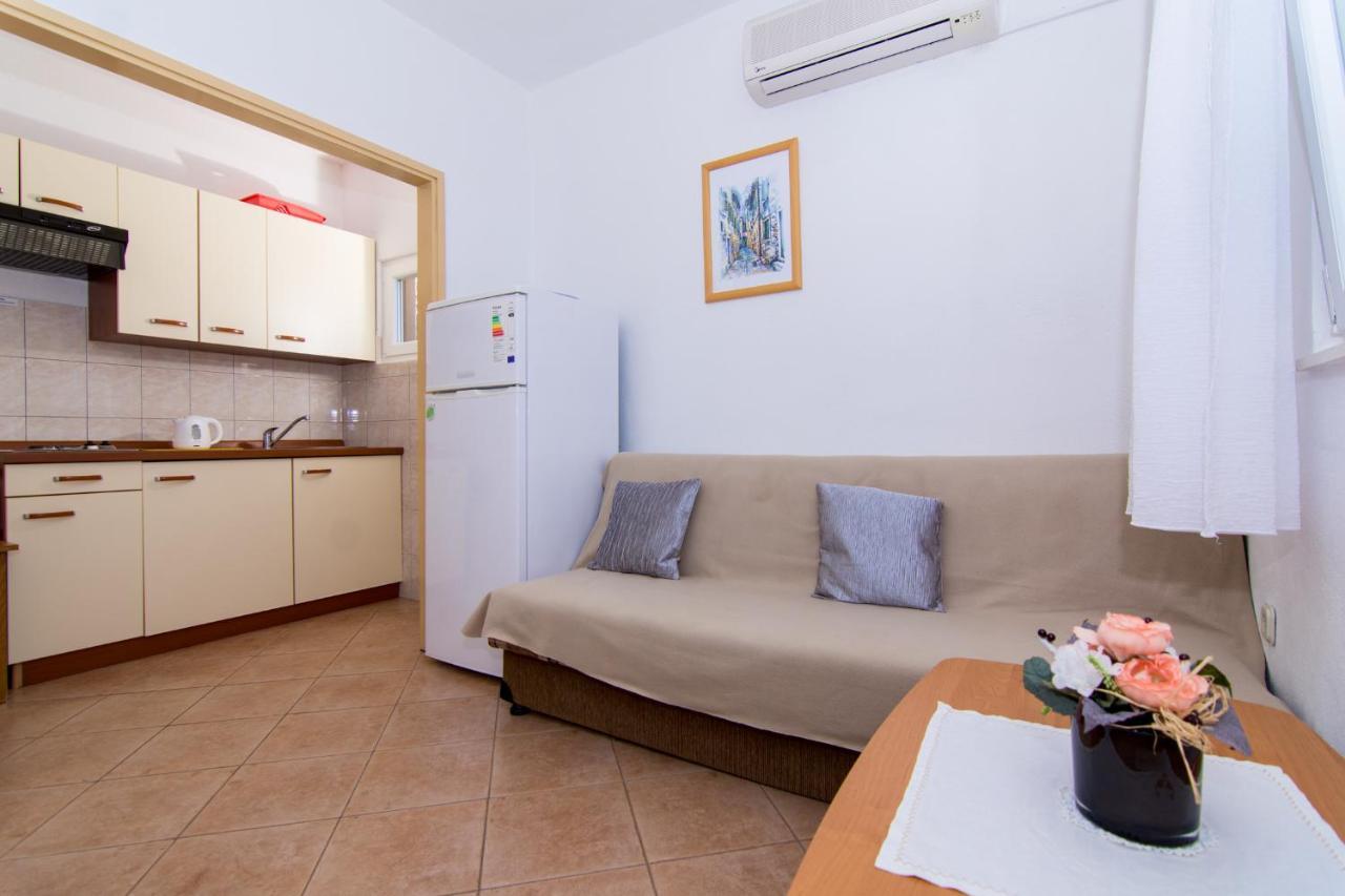 Holidays Apartments Slanada With Terrace And Sea View, Near The Beach & Town Trogir, Free Parking, Quiet Place On Peninsula Ciovo Exterior photo