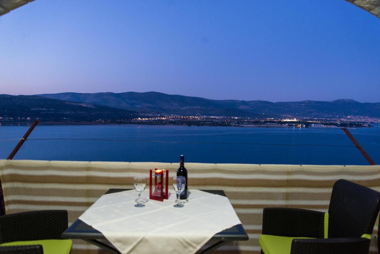 Holidays Apartments Slanada With Terrace And Sea View, Near The Beach & Town Trogir, Free Parking, Quiet Place On Peninsula Ciovo Exterior photo