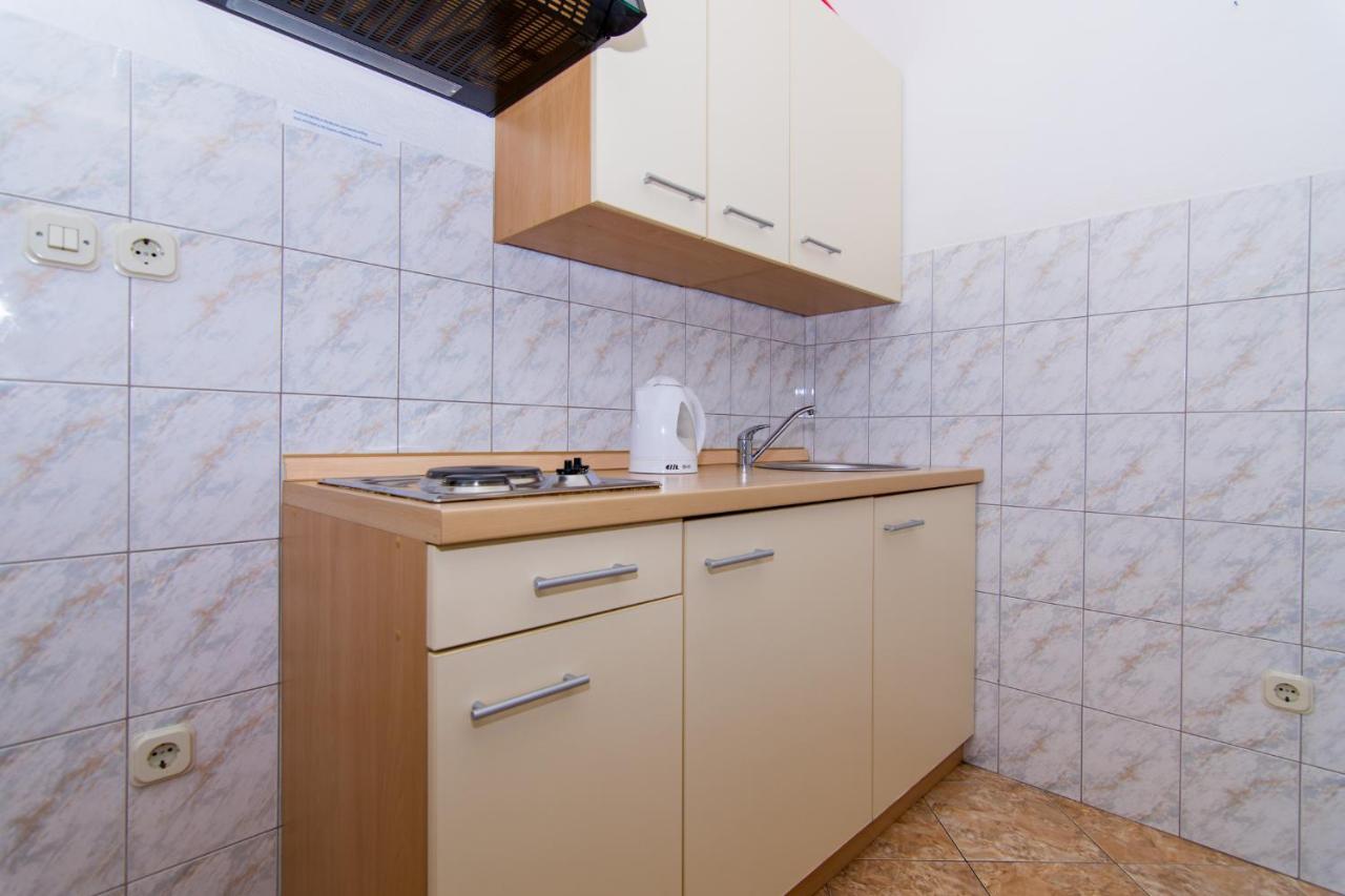 Holidays Apartments Slanada With Terrace And Sea View, Near The Beach & Town Trogir, Free Parking, Quiet Place On Peninsula Ciovo Exterior photo