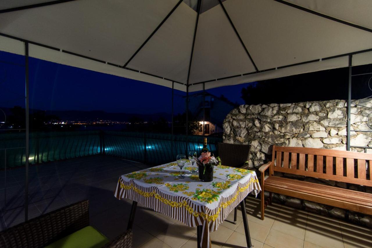 Holidays Apartments Slanada With Terrace And Sea View, Near The Beach & Town Trogir, Free Parking, Quiet Place On Peninsula Ciovo Exterior photo